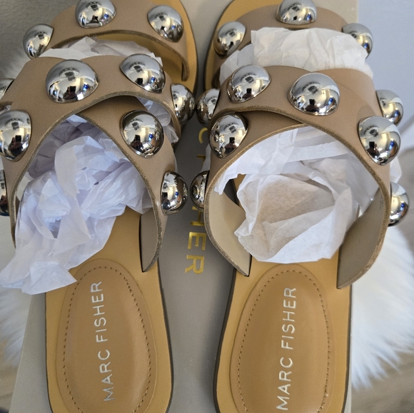 Marc Fisher Bryte 2 Sandal - Picture 5 of 9